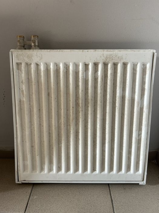 2 стальных радиатора отопления (б/у)