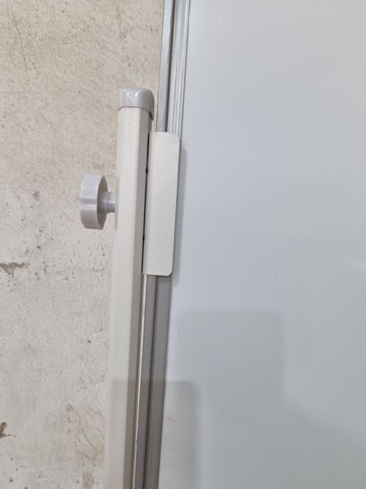 Yangi markerli oq doska 90x120