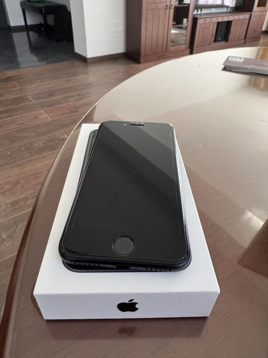 Iphone SE 2023 128 GB