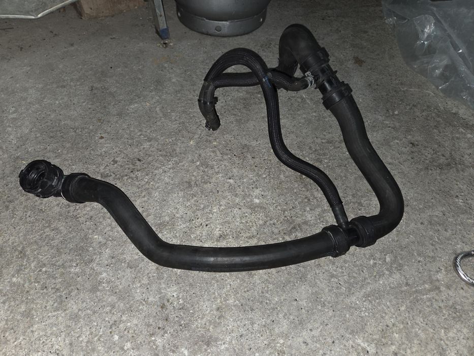 Маркучи за вода за охлаждане на Citroen Berlingo < K9