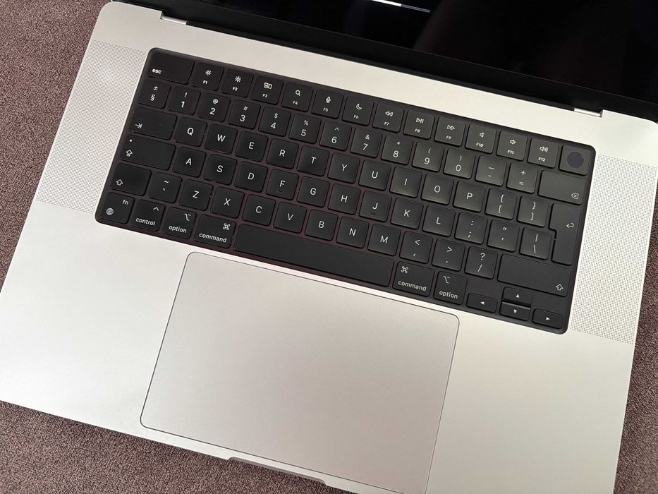 Apple Macbook Pro 16 M3 Pro 36 GB Ram 1024 GB Disk