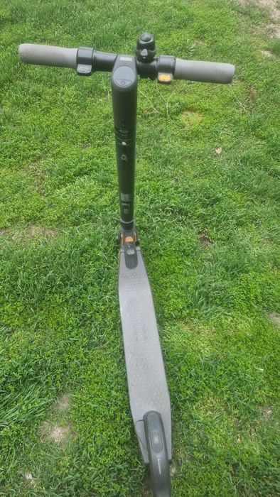 Продам Ninebot E 25. ТРЕБУЕТСЯ РЕМОНТ.