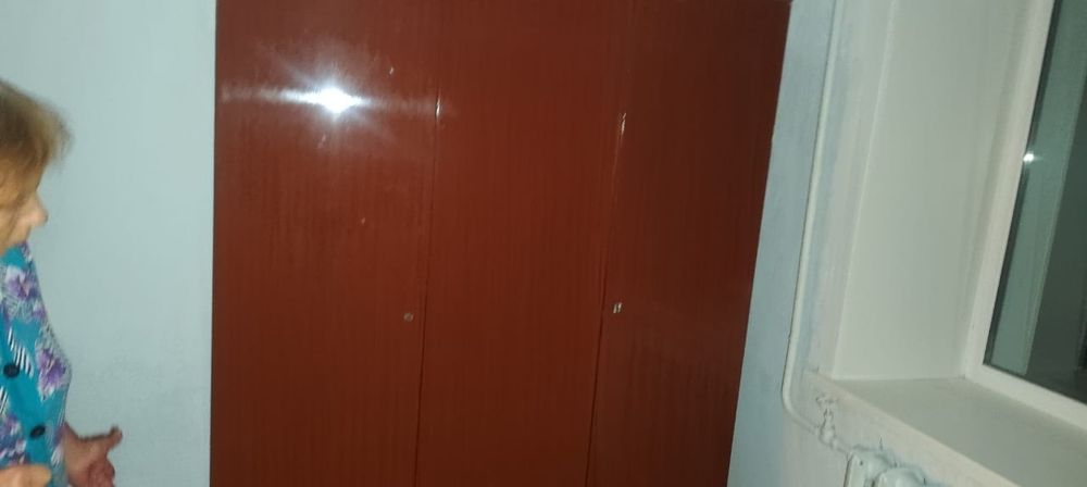 продам советский шкаф