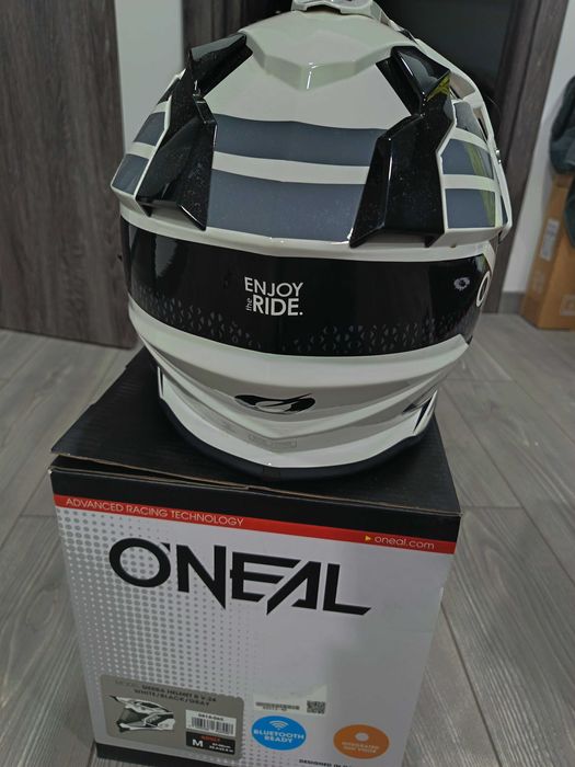 Каски 2 броя за мотор