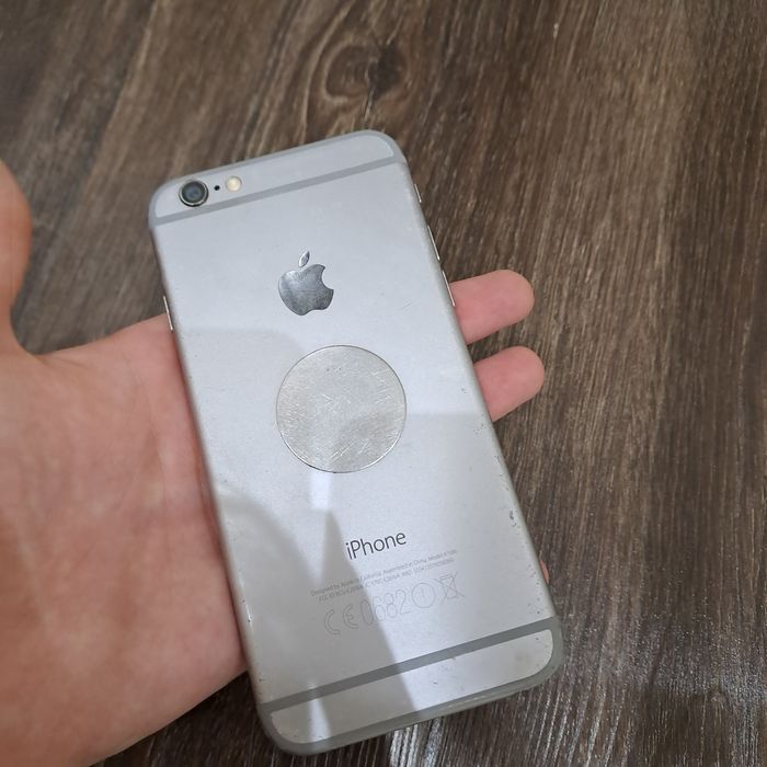 Айфон 6 серый в хорошем состоянии