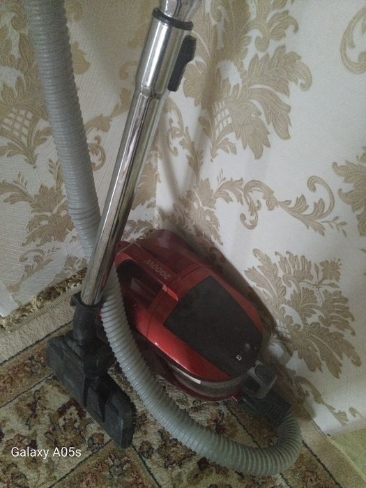 Продам пылесос элджи
