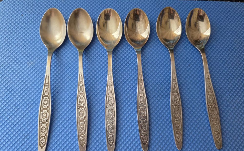 Мельхиоровые ложки вилки