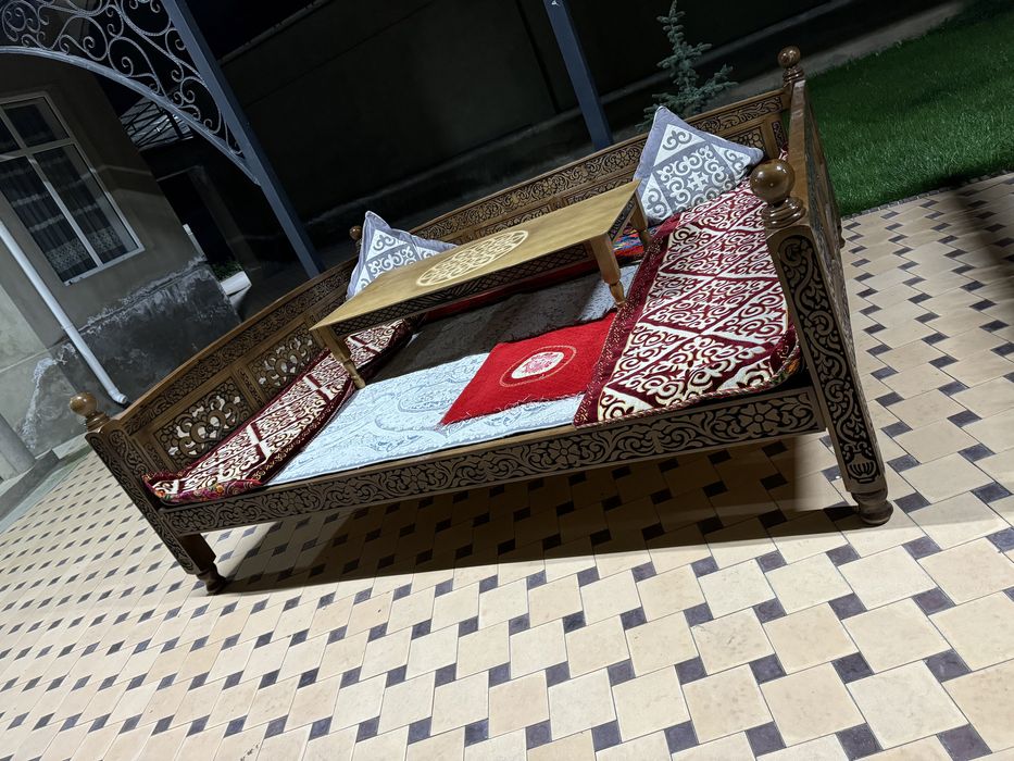 Тапчан тапчан тапчан