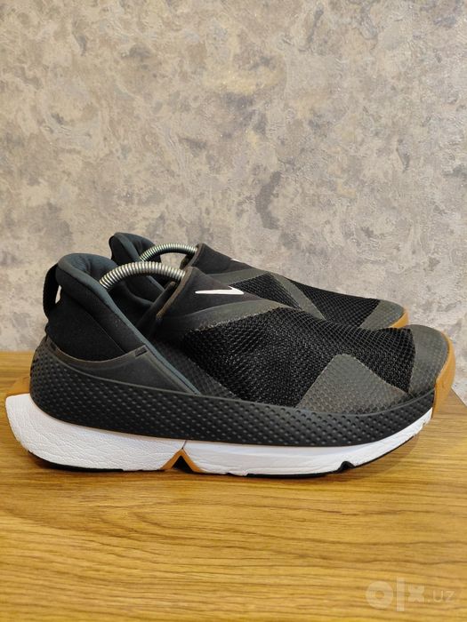 Оригинальные кроссовки Nike Go FlyEase