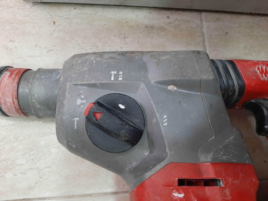 Перфоратор Milwaukee M18 CHX , Пълен Комплект