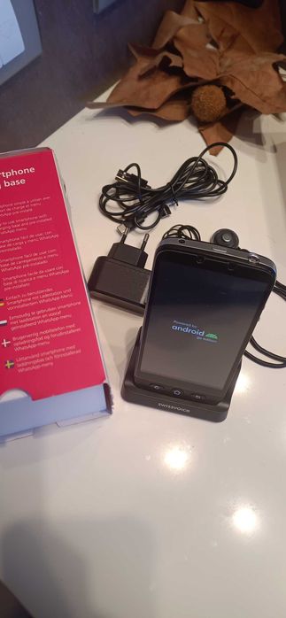 Телефон за възрастни с Андроид. Swissvoice