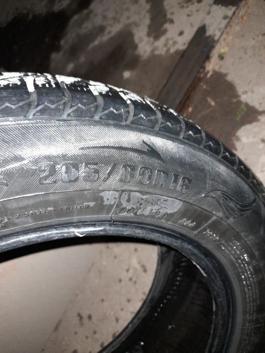 Шины б/у 205/60/R16