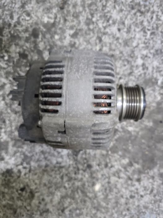 Alternator VW Passat 1.9 tdi bls valeo