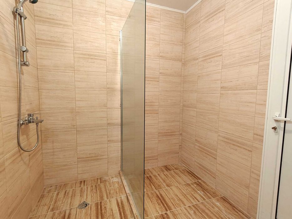 Дава се под наем Тристаен апартамент в к.к. Слънчев бряг - 96 кв.м за 347.82 € - Снимка #5