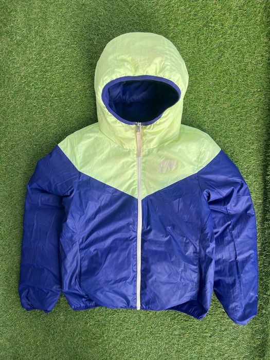 Дамско пухено яке с две лица : NIKE S