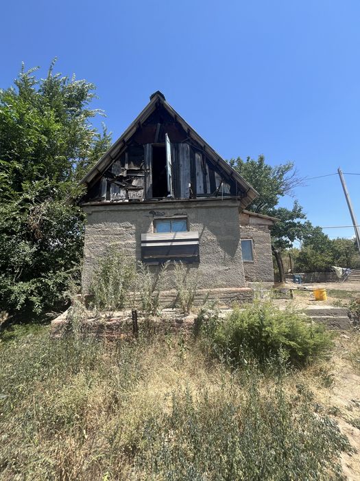 Үй сатылады уйтаста