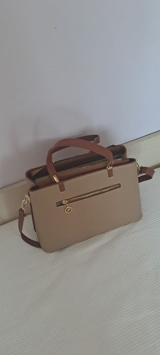 Елегантна кафява дамска чанта