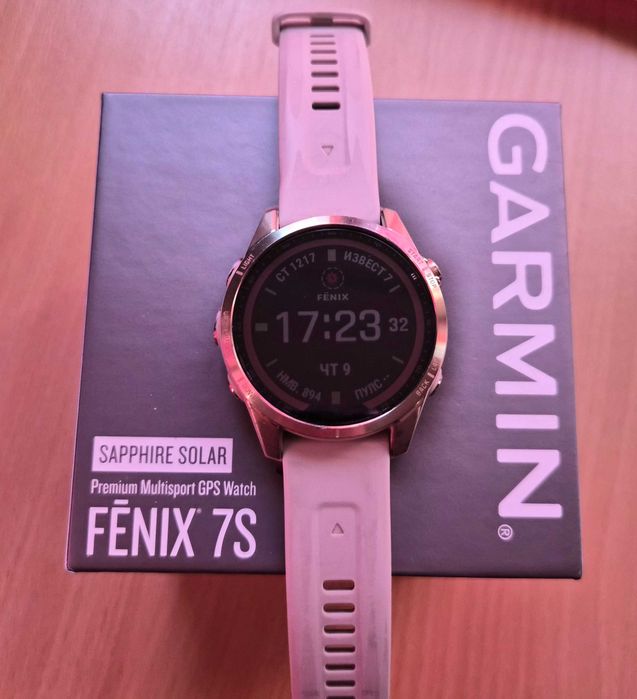 Garmin Fenix 7s Sapphire Solar