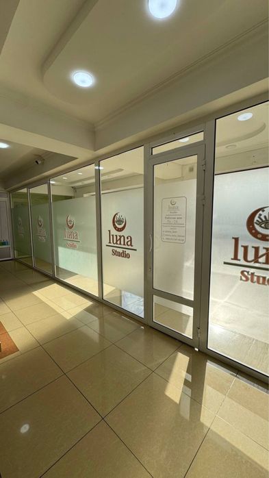 Сдается помещение под салон красоты  либо офис в тц "NURAFSHON"