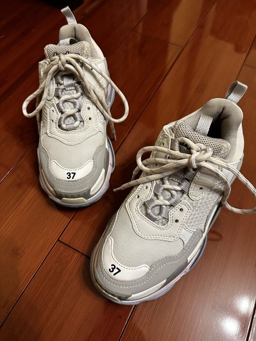 Balenciaga triple s