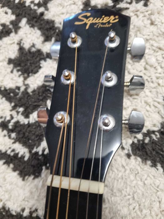 Chitara Acustica  Squier Fender