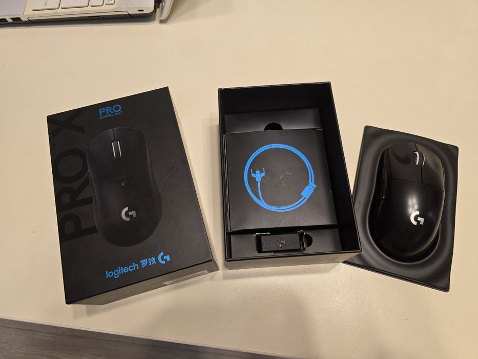 Продам мышь Logitech G Pro Superlight