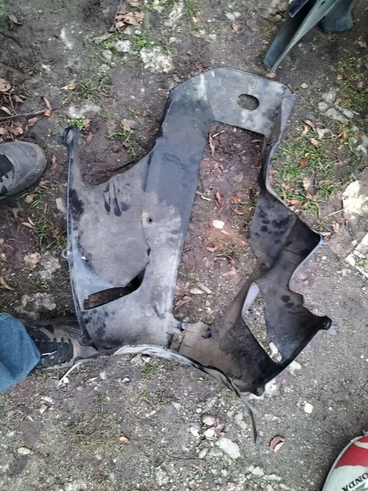 Спойлери за Honda 929 и резервоар за Honda  919