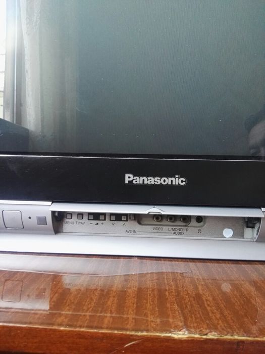 Телевизор Панасоник