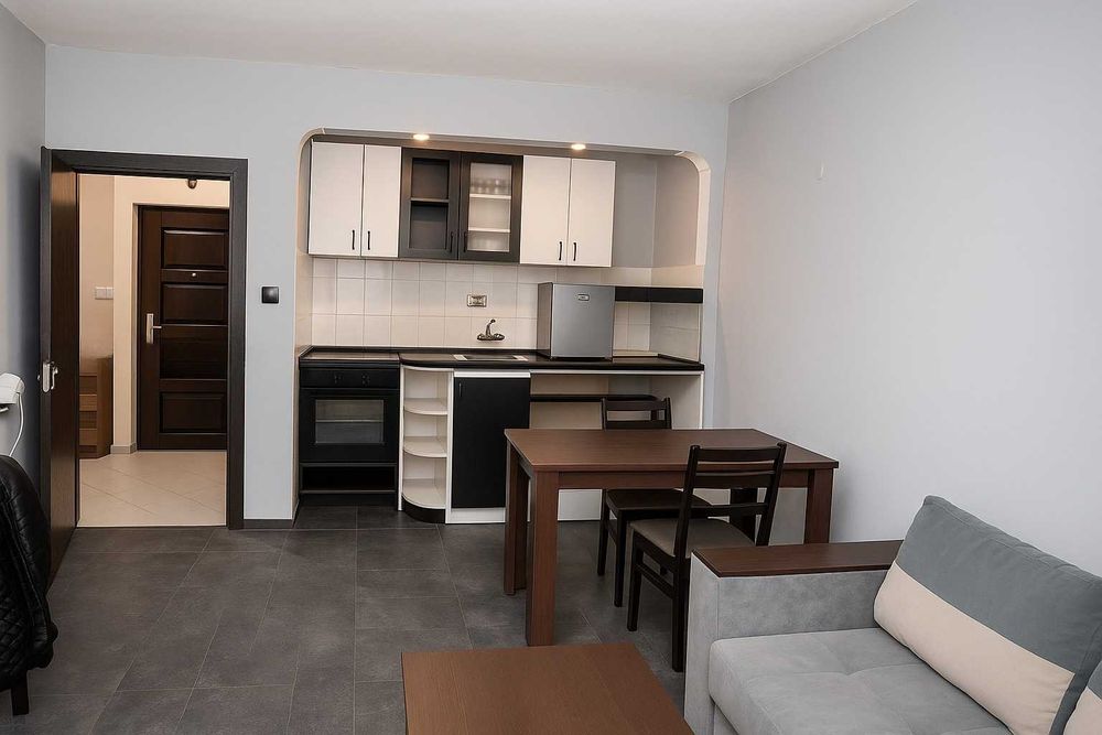 Продава се Двустаен апартамент в София, Център - 65 кв.м за 2539 €/кв.м - Снимка #2
