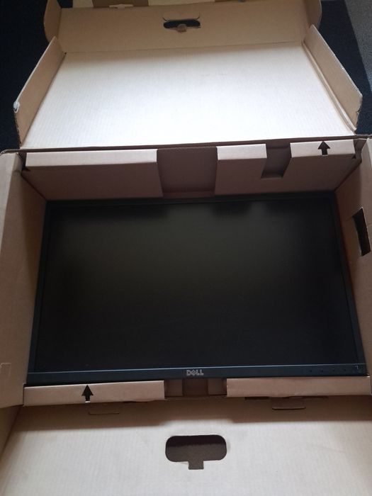 Монитор DELL P2417H