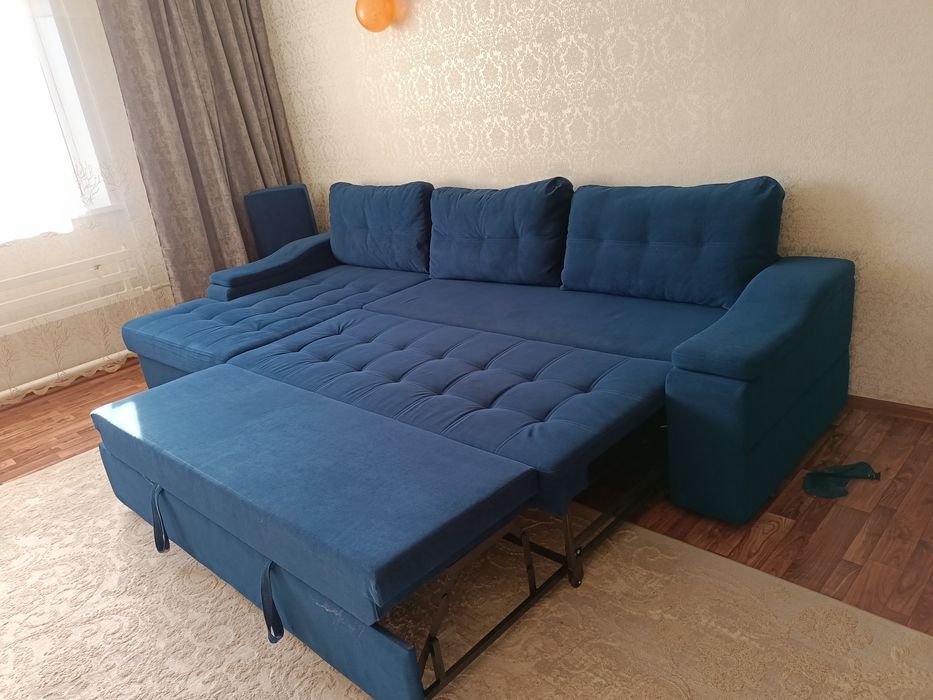 Диван в хорошем состоянии