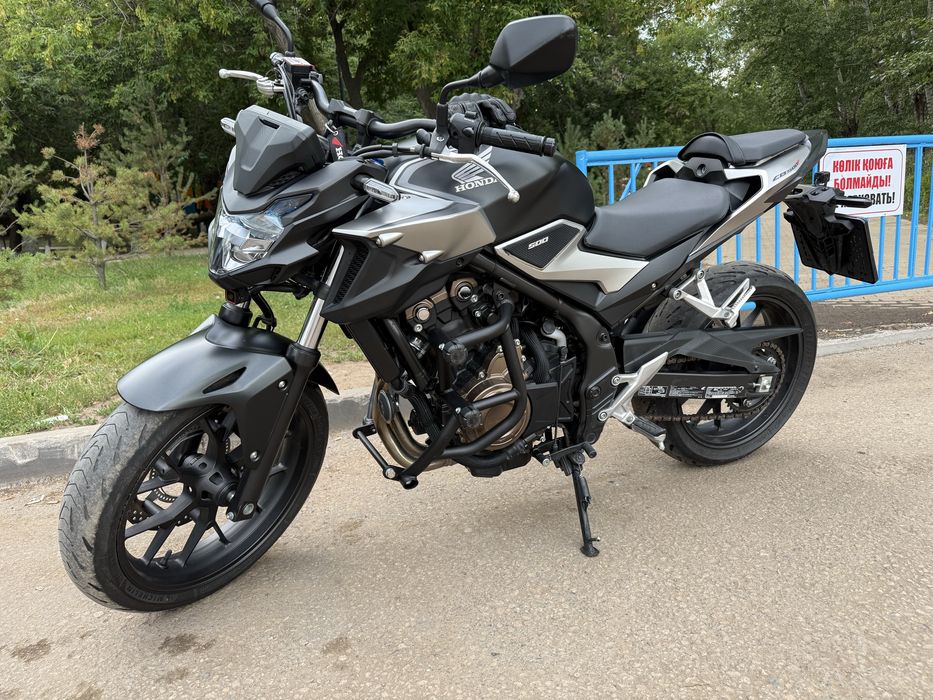 Мотоцикл Honda CB500F