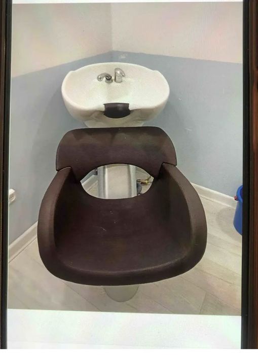 Парикмахерское кресло-мойка