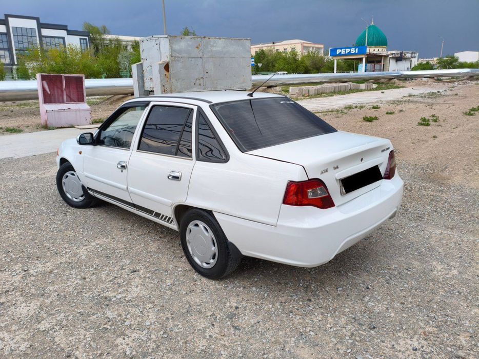 NEXIA 2  tez va arzon sotiladi !