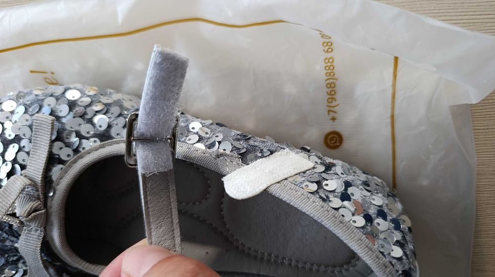 Продам туфли для девочки