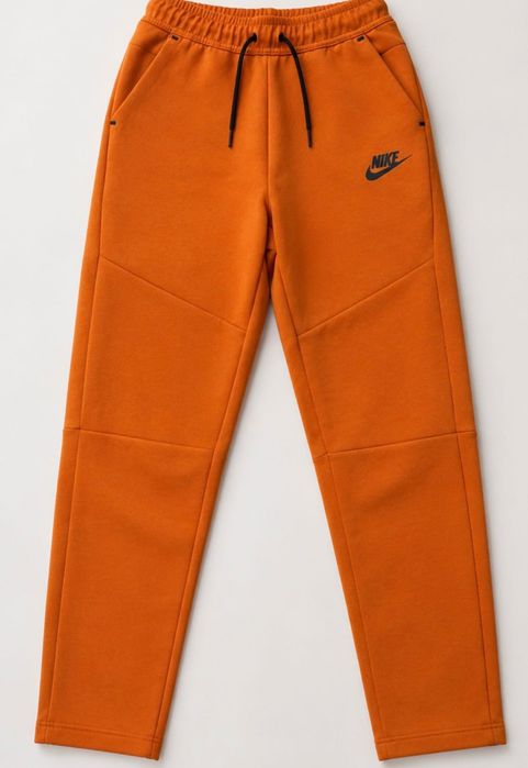 Nike tech fleece чисто нов панталон