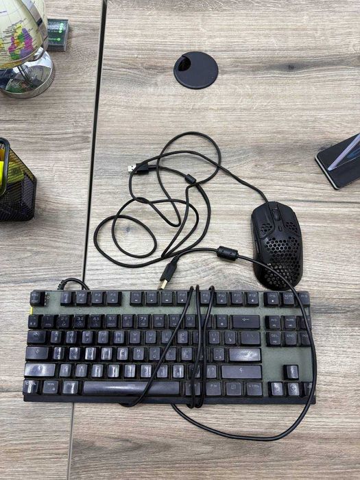 SROCHNA 13 ta kompyuter sotiladi.