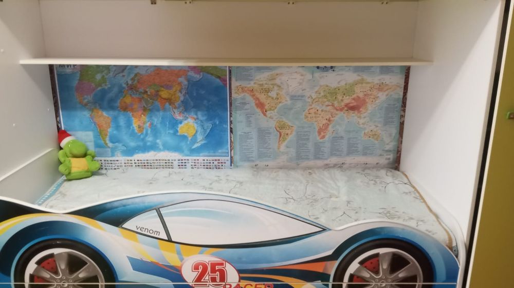 Продам детскую стенку