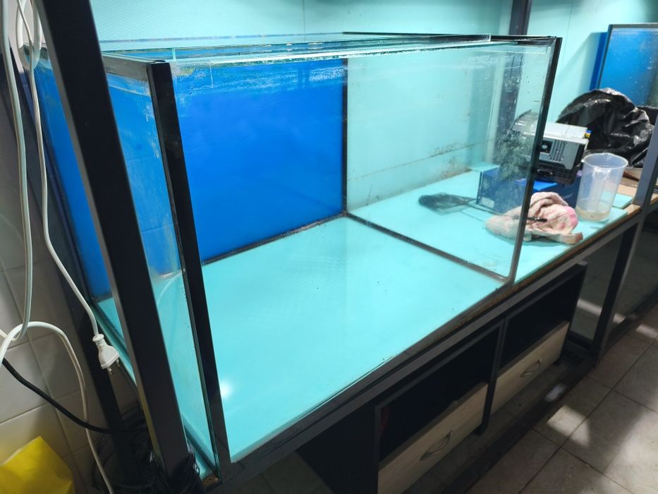 4 броя Аквариуми по150 л. 8 ММ стъкло