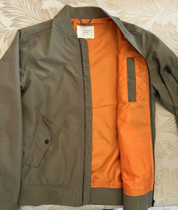 Яке Jack & Jones S размер