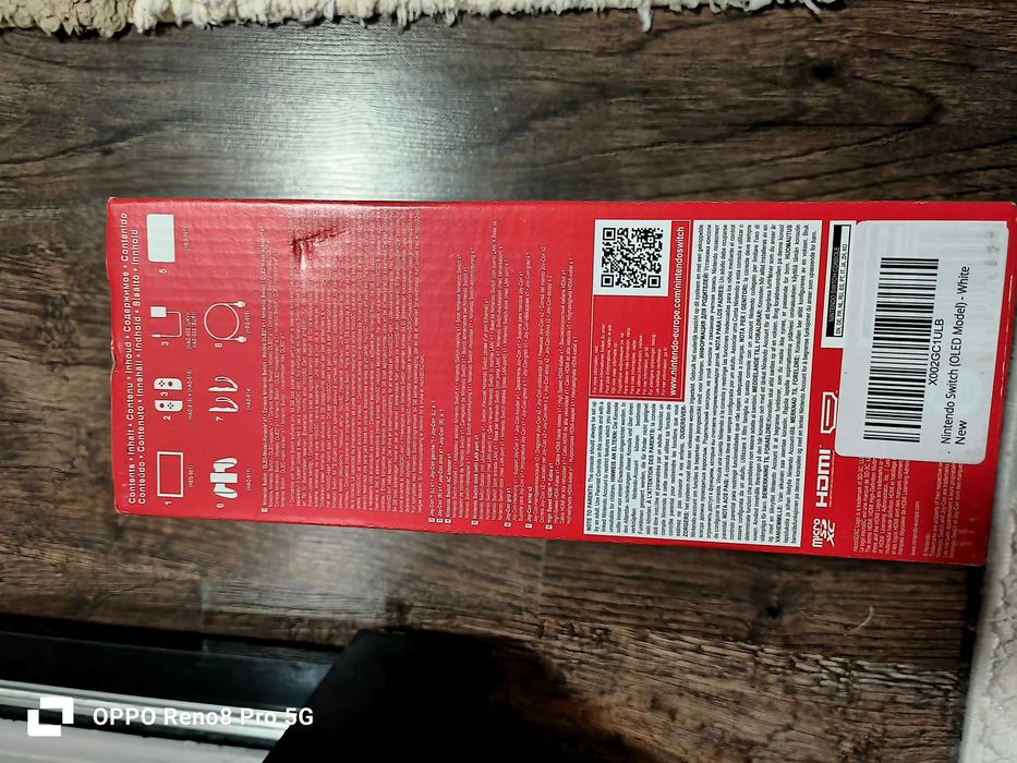 Nintendo switch OLED model white