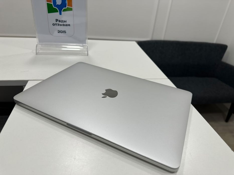 Apple MacBook Pro 13″ (2019)