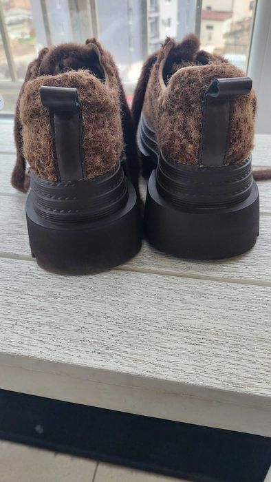 Ново! Обувки Миу