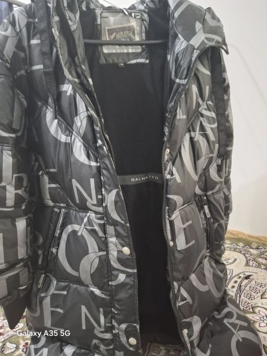 Срочно продам пуховик бренда Levin force