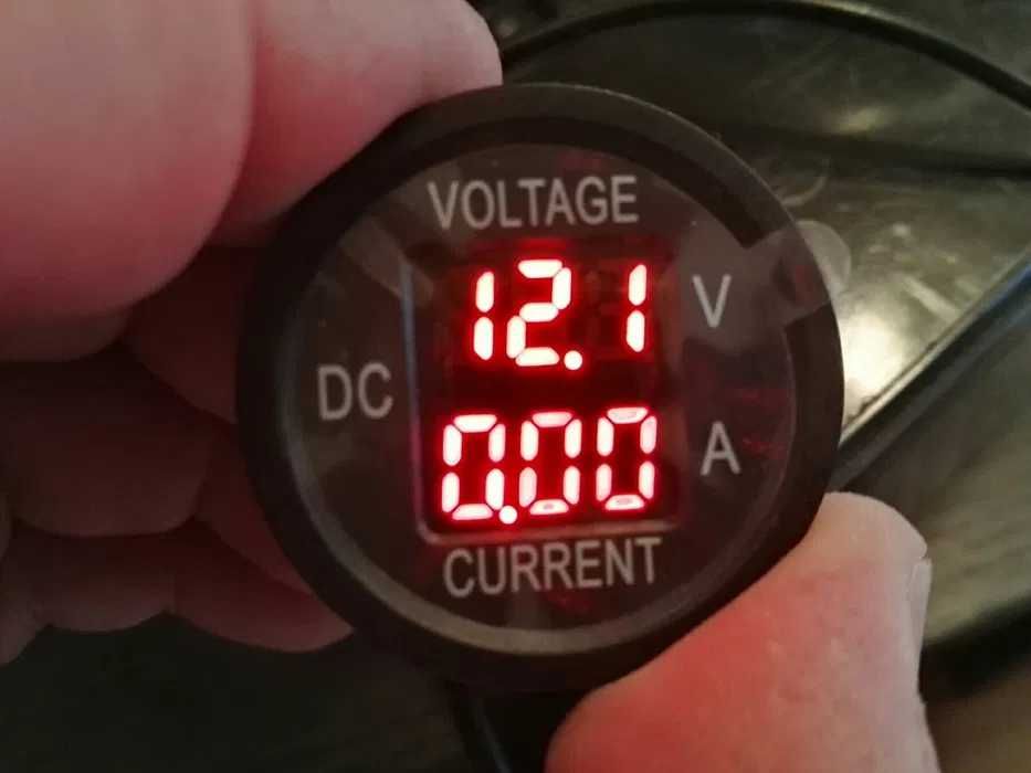 Дигитален волтметър, нов волтметър с амперметър