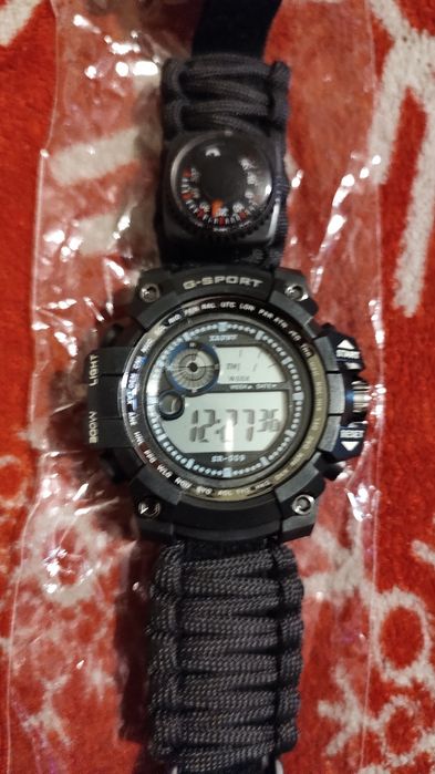 Vand ceasuri Quartz și mecanice rusești