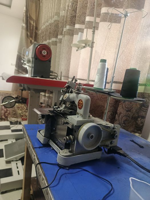 Tikuv mashinasi va averlok sotiladi