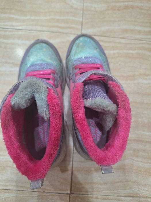 Детски апрески на Sketchers