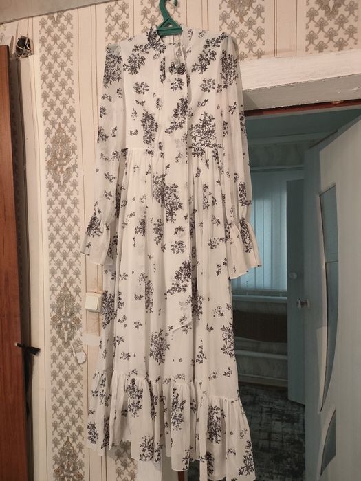 Продам платье почти новый