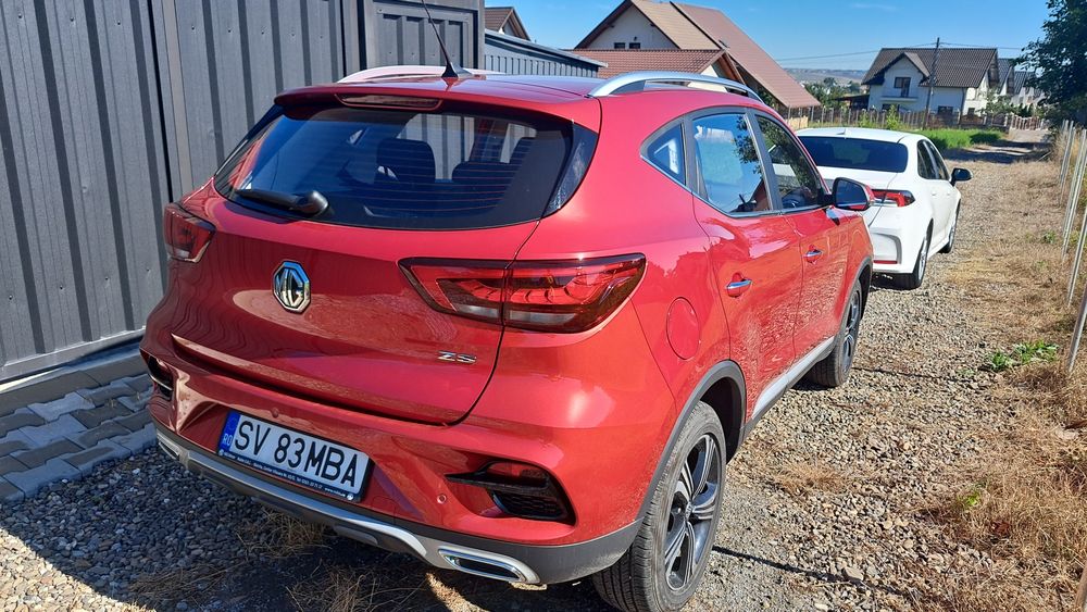 MG ZS